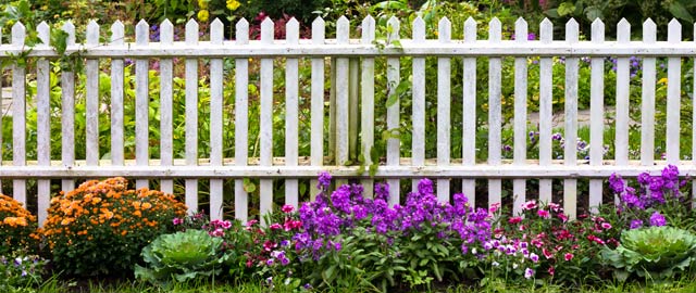 Nyt træ rækværk: Havehegn, stakit eller hegnspæle?